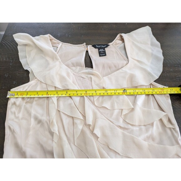 White House Black Market Champagne Silk Stretch Cascading Ruffle Dainty Top Sz 6 - Picture 10 of 12